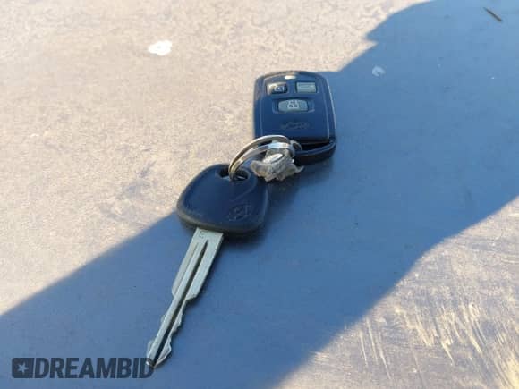 2004 Hyundai Sonata GLS с VIN KMHWF35HX4A003752, выставлен на аукционе IAAI как лот 41462681 с пробегом 257 884 миль миль и . История ставок и продаж доступна на DreamBid. Изображение 11.