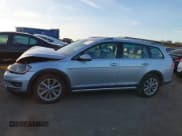 ✅ 2017 Volkswagen Golf S • VIN: 3VWH17AU2HM507014 • Lot: 43821524. Listed on IAAI with 226,832 mi. Free auction sales archive from the USA and detailed vehicle history report at DreamBid. Image 14.