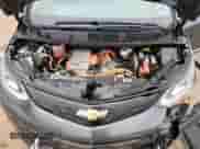 2020 Chevrolet Bolt EV Premier z VIN 1G1FZ6S07L4140570, wystawiony jako Copart lot #41047354 z przebiegiem 122 428 mil mil oraz . Historia ofert i sprzedaży dostępna na DreamBid. Obrazek 12.