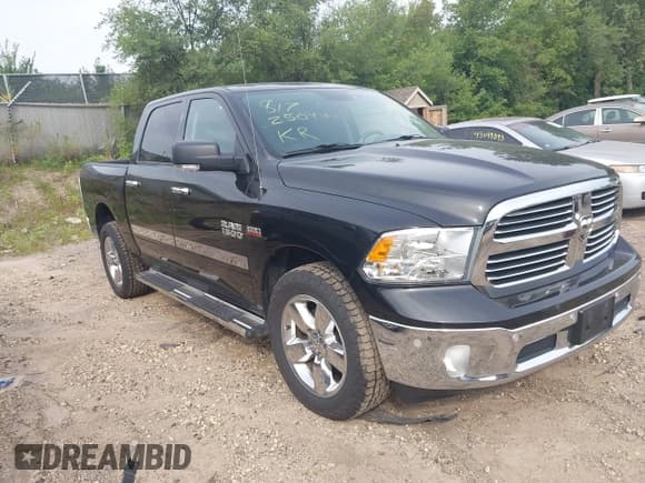 ✅ 2018 Ram 1500 Big Horn • VIN: 1C6RR7LT8JS158725 • Lot: 43053175. Wystawiony na IAAI z przebiegiem 77 773 mil. Bezpłatny archiwum sprzedaży aukcyjnych z USA i szczegółowy raport historii pojazdu na DreamBid. Zdjęcie 1.