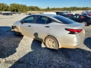 ✅ 2025 Nissan Versa S • VIN: 3N1CN8DVXSL831551 • Lot: 90045805. Wystawiony na Copart z przebiegiem 10 679 mil. Bezpłatny archiwum sprzedaży aukcyjnych z USA i szczegółowy raport historii pojazdu na DreamBid. Zdjęcie 2.