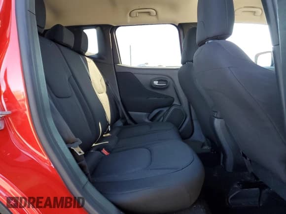 ✅ 2019 Jeep Renegade Upland • VIN: ZACNJBAB2KPK81288 • Lot: 86770045. Wystawiony na Copart z przebiegiem 118 314 mil. Bezpłatny archiwum sprzedaży aukcyjnych z USA i szczegółowy raport historii pojazdu na DreamBid. Zdjęcie 11.