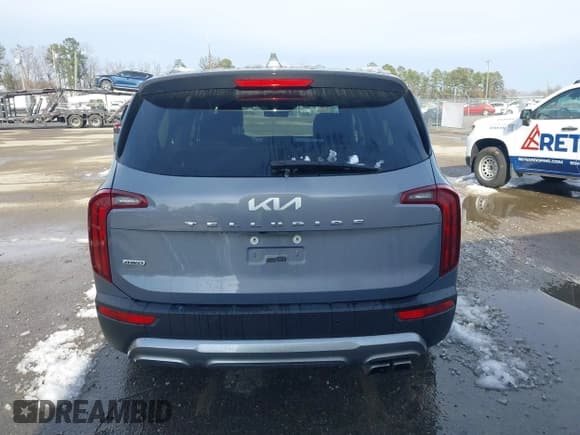 ✅ 2022 Kia Telluride S • VIN: 5XYP6DHC6NG207352 • Lot: 43788791. Wystawiony na IAAI z przebiegiem 46 144 mil. Bezpłatny archiwum sprzedaży aukcyjnych z USA i szczegółowy raport historii pojazdu na DreamBid. Zdjęcie 16.