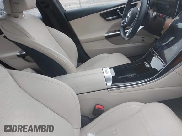 ✅ 2023 Mercedes-Benz C 300 • VIN: W1KAF4HB9PR151219 • Лот: 43286210. Опубликован ранее на IAAI с пробегом 14 668 миль. Бесплатный доступ к архиву аукционных продаж из США и подробный отчёт об истории автомобиля на DreamBid. Изображение 5.