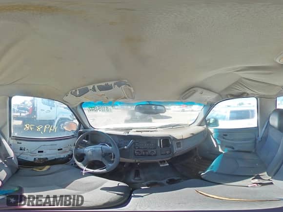 2004 Chevrolet Silverado 1500 Work Truck z VIN 1GCEK14V84Z189042, wystawiony jako Copart lot #81054544 z przebiegiem 149 878 mil mil oraz Szkoda całkowita • Salvage title. Historia ofert i sprzedaży dostępna na DreamBid. Obrazek 13.