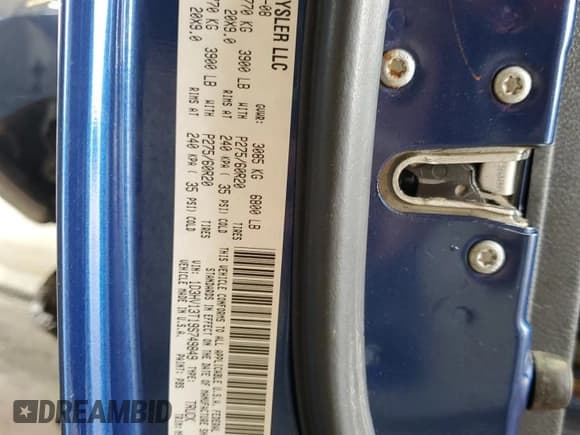 ✅ 2009 Dodge 1500 Laramie • VIN: 1D3HV13T19S749849 • Lot: 62477255. Wystawiony na Copart z przebiegiem 113 852 mil. Bezpłatny archiwum sprzedaży aukcyjnych z USA i szczegółowy raport historii pojazdu na DreamBid. Zdjęcie 13.