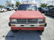 ✅ 1988 Toyota Pickup • VIN: JT4RN63A6J0191568 • Lot: 62718855. Wystawiony na Copart z przebiegiem 332 922 mil. Bezpłatny archiwum sprzedaży aukcyjnych z USA i szczegółowy raport historii pojazdu na DreamBid. Zdjęcie 5.