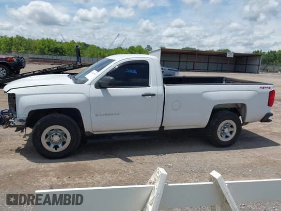 ✅ 2016 Chevrolet Silverado 1500 Work Truck • VIN: 1GCNKNEHXGZ213832 • Lot: 42487926. Wystawiony na IAAI z przebiegiem 178 778 mil. Bezpłatny archiwum sprzedaży aukcyjnych z USA i szczegółowy raport historii pojazdu na DreamBid. Zdjęcie 14.
