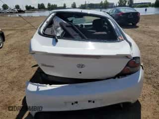 2008 Hyundai Tiburon GS с VIN KMHHM65D88U276240, выставлен на аукционе Copart как лот 68894235 с пробегом 220 049 миль миль и Списание • Salvage title. История ставок и продаж доступна на DreamBid. Изображение 6.