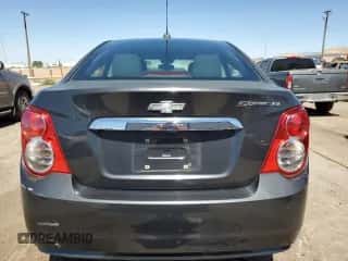 2015 Chevrolet Sonic LT с VIN 1G1JC5SH6F4204453, выставлен на аукционе Copart как лот 70296154 с пробегом Не указан миль и Списание • Salvage title. История ставок и продаж доступна на DreamBid. Изображение 6.