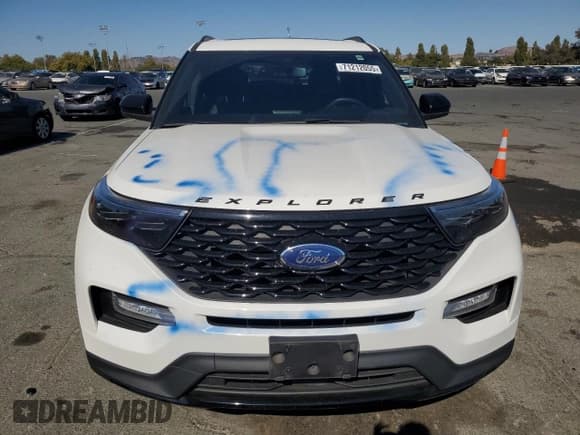 ✅ 2022 Ford Explorer ST-Line • VIN: 1FMSK7KH7NGC31339 • Лот: 71212055. Опубликован ранее на Copart с пробегом 27 684 миль. Бесплатный доступ к архиву аукционных продаж из США и подробный отчёт об истории автомобиля на DreamBid. Изображение 5.