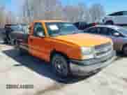 2004 Chevrolet Silverado 1500 Work Truck z VIN 1GCEC14X24Z284372, wystawiony jako IAAI lot #41714675 z przebiegiem 193 486 mil mil oraz . Historia ofert i sprzedaży dostępna na DreamBid. Obrazek 1.