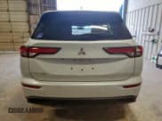✅ 2024 Mitsubishi Outlander ES • VIN: JA4J4UA87RZ079707 • Lot: 62912755. Wystawiony na Copart z przebiegiem 14 129 mil. Bezpłatny archiwum sprzedaży aukcyjnych z USA i szczegółowy raport historii pojazdu na DreamBid. Zdjęcie 6.