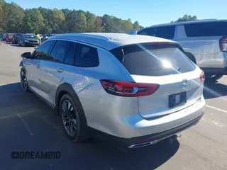 ✅ 2019 Buick Regal Essence • VIN: W04GV8SX9K1010882 • Lot: 43480049. Listed on IAAI with 56,341 mi. Free auction sales archive from the USA and detailed vehicle history report at DreamBid. Image 3.
