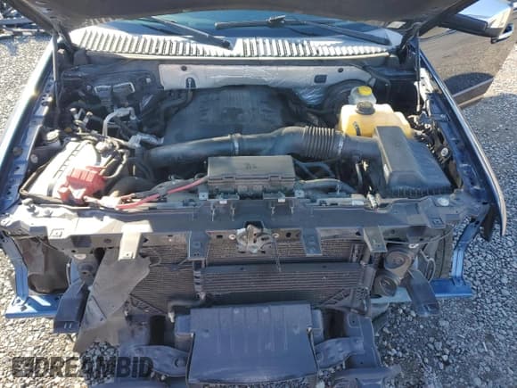 ✅ 2017 Ford Expedition XLT • VIN: 1FMJU1HT0HEA72775 • Лот: 73604534. Опубликован ранее на Copart с пробегом 99 261 миль. Бесплатный доступ к архиву аукционных продаж из США и подробный отчёт об истории автомобиля на DreamBid. Изображение 12.