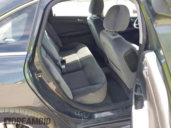 2014 Chevrolet Impala LT с VIN 2G1WB5E32E1146473, выставлен на аукционе IAAI как лот 43190943 с пробегом 155 523 миль миль и . История ставок и продаж доступна на DreamBid. Изображение 8.