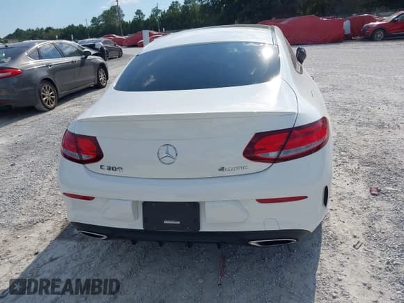 ✅ 2018 Mercedes-Benz C 300 • VIN: WDDWJ4KB1JF748595 • Lot: 40413383. Listed on IAAI with 58,112 mi. Free auction sales archive from the USA and detailed vehicle history report at DreamBid. Image 16.