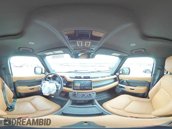 ✅ 2024 Land Rover Defender S • VIN: SALEJFFUXR2290466 • Lot: 60906095. Wystawiony na Copart z przebiegiem 21 575 mil. Bezpłatny archiwum sprzedaży aukcyjnych z USA i szczegółowy raport historii pojazdu na DreamBid. Zdjęcie 15.