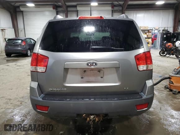 ✅ 2009 Kia Borrego EX • VIN: KNDJH741895026886 • Lot: 80742294. Wystawiony na Copart z przebiegiem 185 487 mil. Bezpłatny archiwum sprzedaży aukcyjnych z USA i szczegółowy raport historii pojazdu na DreamBid. Zdjęcie 6.