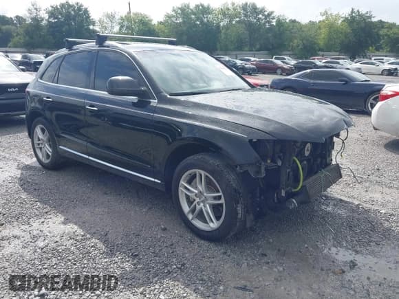 ✅ 2015 Audi Q5 Prestige • VIN: WA1VMAFP8FA057905 • Lot: 42618741. Wystawiony na IAAI z przebiegiem 123 337 mil. Bezpłatny archiwum sprzedaży aukcyjnych z USA i szczegółowy raport historii pojazdu na DreamBid. Zdjęcie 1.