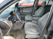 ✅ 2006 Saturn VUE • VIN: 5GZCZ53446S900698 • Lot: 54769045. Wystawiony na Copart z przebiegiem 180 732 mil. Bezpłatny archiwum sprzedaży aukcyjnych z USA i szczegółowy raport historii pojazdu na DreamBid. Zdjęcie 7.