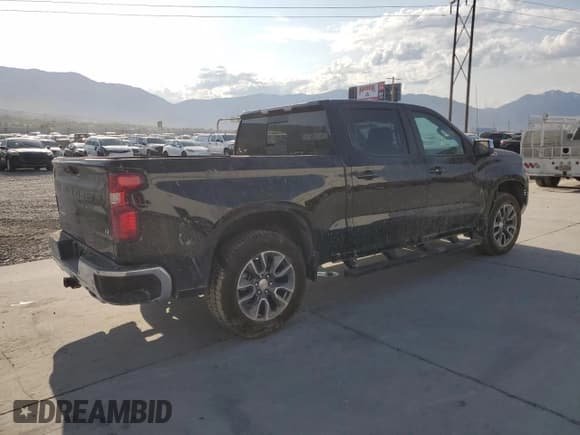 ✅ 2025 Chevrolet Silverado 1500 • VIN: 3GCUKDE86SG208013 • Лот: 59910005. Опубликован ранее на Copart с пробегом 7 423 миль. Бесплатный доступ к архиву аукционных продаж из США и подробный отчёт об истории автомобиля на DreamBid. Изображение 3.