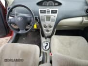 ✅ 2008 Toyota Yaris • VIN: JTDBT923781272322 • Лот: 86512305. Опубликован ранее на Copart с пробегом 286 588 миль. Бесплатный доступ к архиву аукционных продаж из США и подробный отчёт об истории автомобиля на DreamBid. Изображение 8.