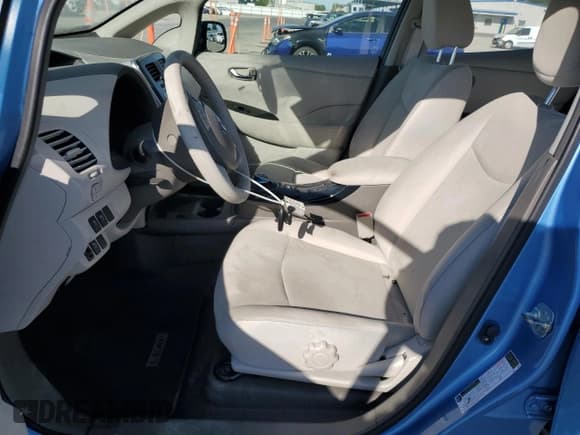 ✅ 2011 Nissan LEAF SL • VIN: JN1AZ0CP5BT007081 • Lot: 71262435. Wystawiony na Copart z przebiegiem 41 189 mil. Bezpłatny archiwum sprzedaży aukcyjnych z USA i szczegółowy raport historii pojazdu na DreamBid. Zdjęcie 7.