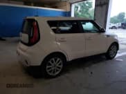 ✅ 2017 Kia Soul + • VIN: KNDJP3A57H7425696 • Lot: 67273865. Wystawiony na Copart z przebiegiem 152 886 mil. Bezpłatny archiwum sprzedaży aukcyjnych z USA i szczegółowy raport historii pojazdu na DreamBid. Zdjęcie 3.