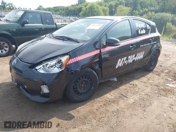 ✅ 2014 Toyota Prius One • VIN: JTDKDTB31E1067603 • Лот: 42861615. Опубликован ранее на IAAI с пробегом 332 989 миль. Бесплатный доступ к архиву аукционных продаж из США и подробный отчёт об истории автомобиля на DreamBid. Изображение 17.