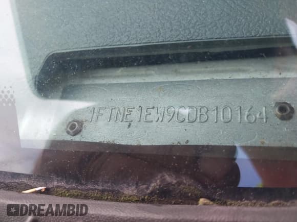 ✅ 2012 Ford Econoline Cargo Commercial • VIN: 1FTNE1EW9CDB10164 • Lot: 43173502. Wystawiony na IAAI z przebiegiem 208 933 mil. Bezpłatny archiwum sprzedaży aukcyjnych z USA i szczegółowy raport historii pojazdu na DreamBid. Zdjęcie 12.