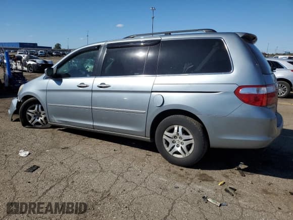 ✅ 2007 Honda Odyssey EX-L • VIN: 5FNRL38627B111556 • Lot: 85679515. Wystawiony na Copart z przebiegiem 263 715 mil. Bezpłatny archiwum sprzedaży aukcyjnych z USA i szczegółowy raport historii pojazdu na DreamBid. Zdjęcie 2.