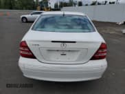 ✅ 2006 Mercedes-Benz C 280 Luxury • VIN: WDBRF54J96A913217 • Лот: 60497924. Опубликован ранее на Copart с пробегом 219 657 миль. Бесплатный доступ к архиву аукционных продаж из США и подробный отчёт об истории автомобиля на DreamBid. Изображение 6.