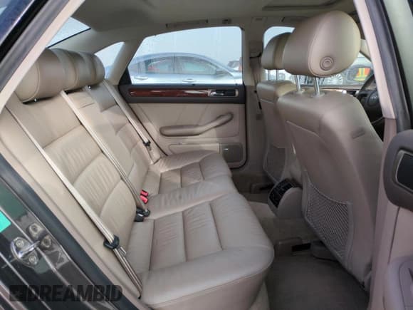 ✅ 2001 Audi A6 • VIN: WAUED64B31N075754 • Лот: 82628634. Опубликован ранее на Copart с пробегом 78 537 миль. Бесплатный доступ к архиву аукционных продаж из США и подробный отчёт об истории автомобиля на DreamBid. Изображение 10.