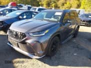 ✅ 2023 Toyota Highlander XSE • VIN: 5TDKDRBH5PS508265 • Lot: 43348265. Listed on IAAI with 156,556 mi. Free auction sales archive from the USA and detailed vehicle history report at DreamBid. Image 18.