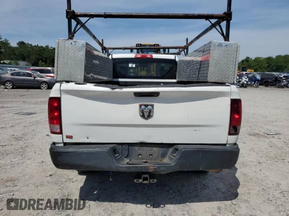 2017 Ram 1500 Tradesman с VIN 3C6JR6DG7HG648888, выставлен на аукционе Copart как лот 55433555 с пробегом 127 715 миль миль и Списание • Salvage title. История ставок и продаж доступна на DreamBid. Изображение 6.