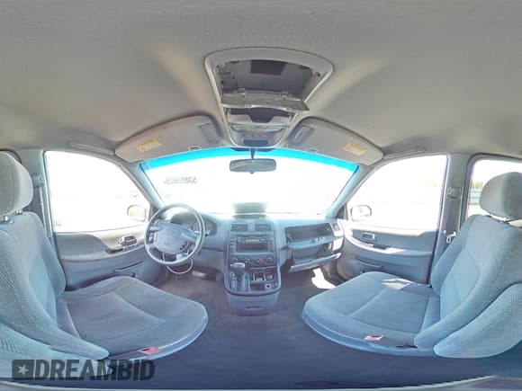 ✅ 2002 Kia Sedona LX • VIN: KNDUP131826328869 • Лот: 53855625. Опубликован ранее на Copart с пробегом 172 204 миль. Бесплатный доступ к архиву аукционных продаж из США и подробный отчёт об истории автомобиля на DreamBid. Изображение 15.