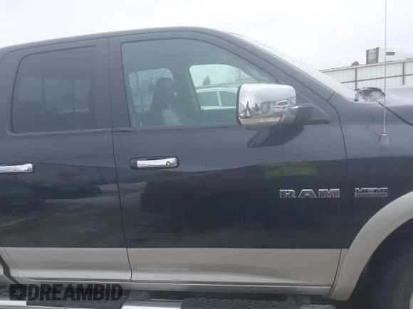 ✅ 2009 Dodge 1500 SLT • VIN: 1D3HV18TX9S763872 • Lot: 41609783. Wystawiony na IAAI z przebiegiem 154 902 mil. Bezpłatny archiwum sprzedaży aukcyjnych z USA i szczegółowy raport historii pojazdu na DreamBid. Zdjęcie 13.