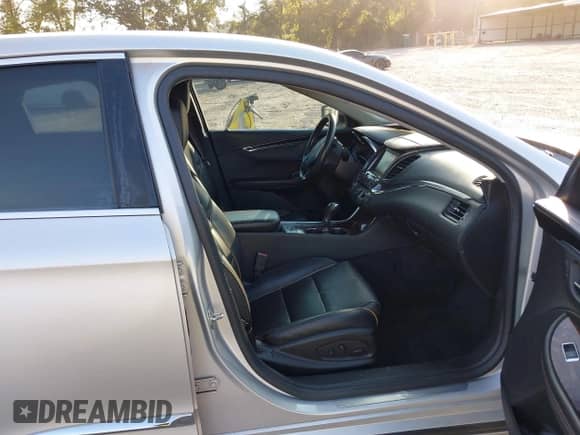 2015 Chevrolet Impala LTZ с VIN 1G1165S39FU133180, выставлен на аукционе IAAI как лот 43223219 с пробегом 165 233 миль миль и . История ставок и продаж доступна на DreamBid. Изображение 5.