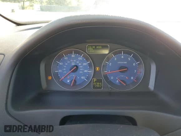 ✅ 2011 Volvo S40 • VIN: YV1672MS0B2533691 • Lot: 70955324. Listed on Copart with 207,846 mi. Free auction sales archive from the USA and detailed vehicle history report at DreamBid. Image 9.