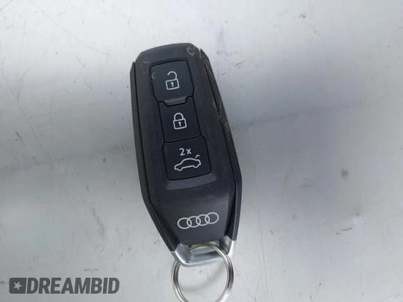 ✅ 2025 Audi A5 • VIN: WAU1BCFU0SN031181 • Lot: 43268113. Listed on IAAI with Not provided. Free auction sales archive from the USA and detailed vehicle history report at DreamBid. Image 11.