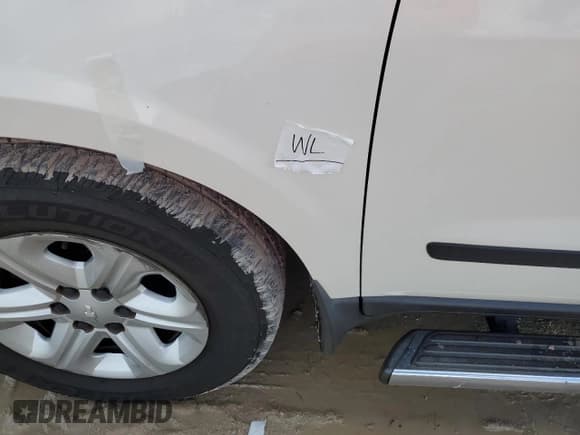 ✅ 2014 Chevrolet Traverse LS • VIN: 1GNKRFEDXEJ192615 • Lot: 73641744. Wystawiony na Copart z przebiegiem 127 902 mil. Bezpłatny archiwum sprzedaży aukcyjnych z USA i szczegółowy raport historii pojazdu na DreamBid. Zdjęcie 13.