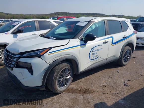 ✅ 2025 Nissan Rogue S • VIN: 5N1BT3AB4SC777425 • Lot: 41960932. Listed on IAAI with 14,073 mi. Free auction sales archive from the USA and detailed vehicle history report at DreamBid. Image 2.