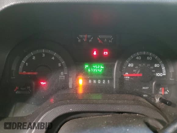 ✅ 2013 Ford Econoline Passenger XL • VIN: 1FBSS3BL8DDB29568 • Lot: 92944635. Wystawiony na Copart z przebiegiem 67 354 mil. Bezpłatny archiwum sprzedaży aukcyjnych z USA i szczegółowy raport historii pojazdu na DreamBid. Zdjęcie 9.