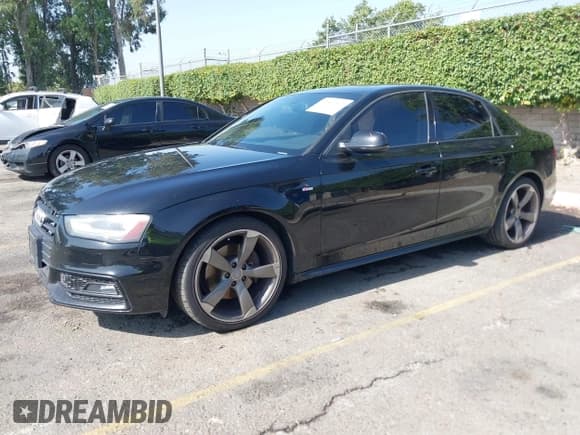 ✅ 2016 Audi A4 Premium Plus • VIN: WAUFFAFL6GA007228 • Lot: 42549367. Wystawiony na IAAI z przebiegiem 163 884 mil. Bezpłatny archiwum sprzedaży aukcyjnych z USA i szczegółowy raport historii pojazdu na DreamBid. Zdjęcie 17.