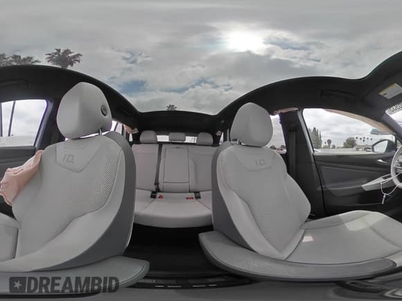 ✅ 2021 Volkswagen ID.4 1st Edition • VIN: WVGDMPE20MP022615 • Lot: 55896935. Listed on Copart with 30,472 mi. Free auction sales archive from the USA and detailed vehicle history report at DreamBid. Image 14.