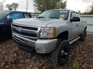 ✅ 2011 Chevrolet Silverado 1500 LT • VIN: 1GCRKSE33BZ109843 • Лот: 71820985. Опубликован ранее на Copart с пробегом 220 676 миль. Бесплатный доступ к архиву аукционных продаж из США и подробный отчёт об истории автомобиля на DreamBid. Изображение 1.