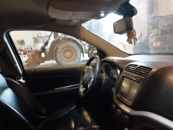 ✅ 2015 Dodge Journey R/T • VIN: 3C4PDDFG6FT584639 • Lot: 43499550. Wystawiony na IAAI z przebiegiem 162 184 mil. Bezpłatny archiwum sprzedaży aukcyjnych z USA i szczegółowy raport historii pojazdu na DreamBid. Zdjęcie 5.