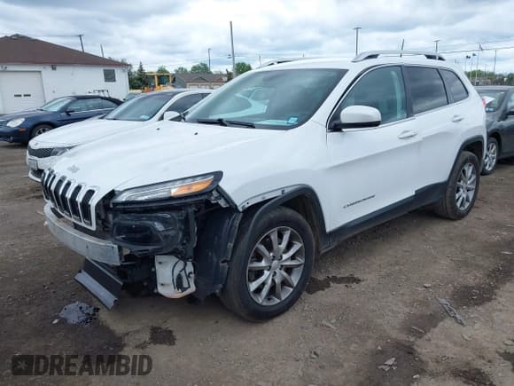 ✅ 2018 Jeep Cherokee Limited • VIN: 1C4PJMDX4JD578560 • Лот: 42242623. Опубликован ранее на IAAI с пробегом 173 535 миль. Бесплатный доступ к архиву аукционных продаж из США и подробный отчёт об истории автомобиля на DreamBid. Изображение 19.