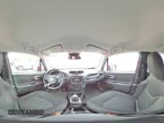 ✅ 2018 Jeep Renegade Altitude • VIN: ZACCJBBHXJPH08356 • Lot: 69010485. Listed on Copart with 63,022 mi. Free auction sales archive from the USA and detailed vehicle history report at DreamBid. Image 15.